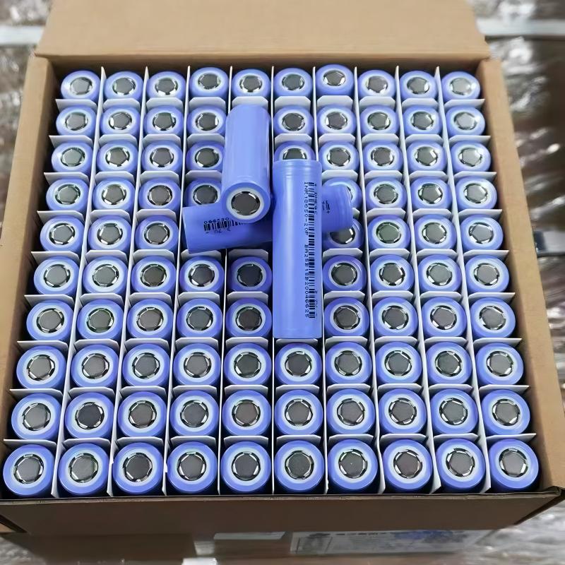 DMEGC 18650-20P 2000mAh 15C - 2