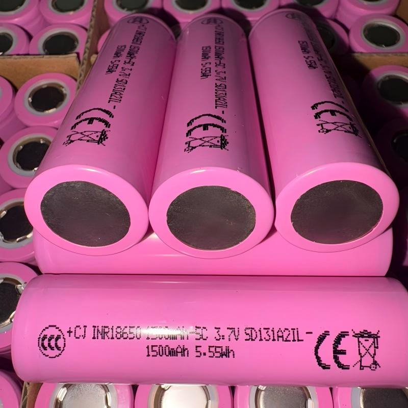 【Liquidación】C J 18650 2600mAh - 2
