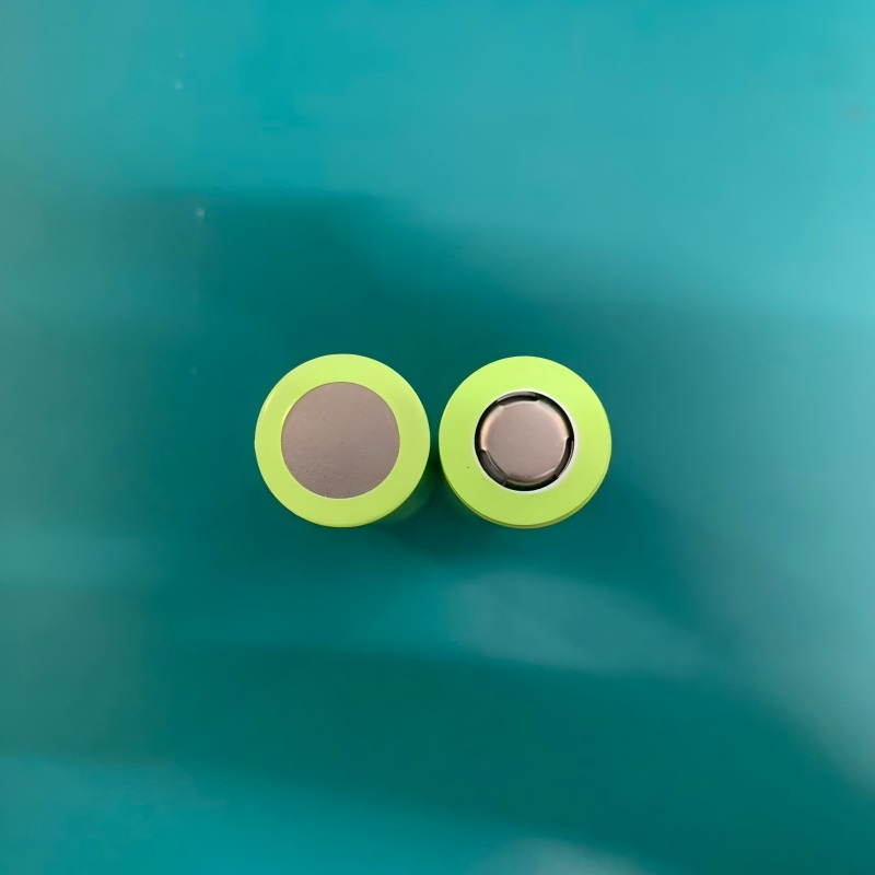 10 pzs celda de iones de litio 18650 3.7V 3000 mAh - 3